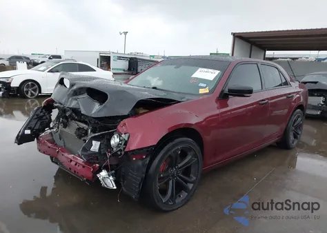 2018 Chrysler 300 S из США, поврежденный, VIN 2C3CCAGG8JH165468